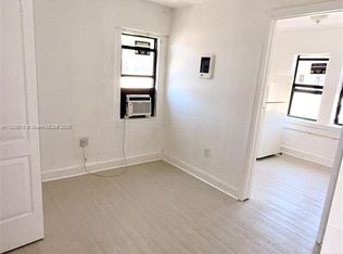 1140 NW 4th St APT 5, Miami, FL 33128