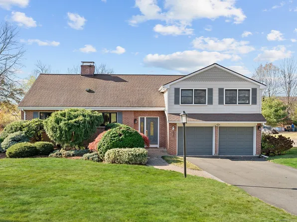 33 Howland Road, West Hartford, CT 06107