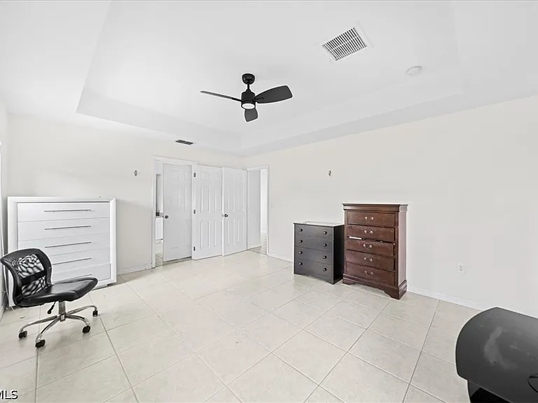1019 Angelo Ave — Photo 10
