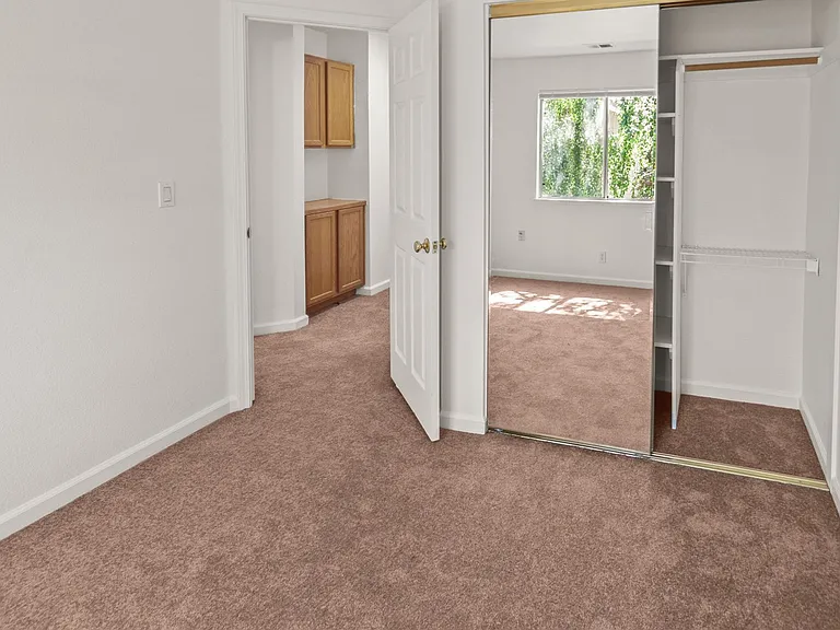 6125 Lambeck Ln — Photo 33