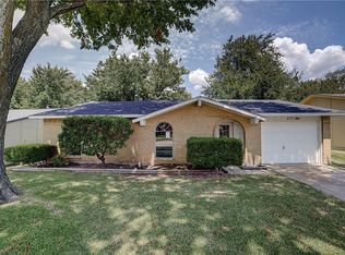 217 Trailridge Dr, Garland, TX 75043