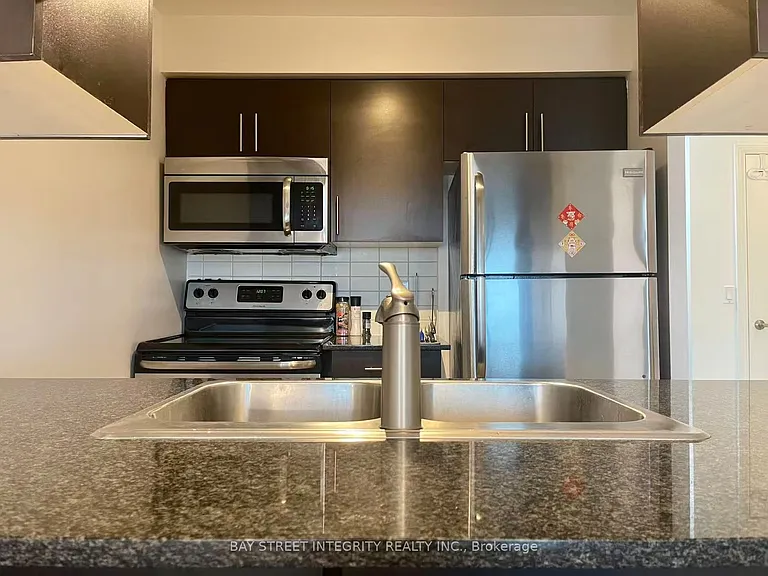 50 Town Centre Ct #1001 — Photo 4