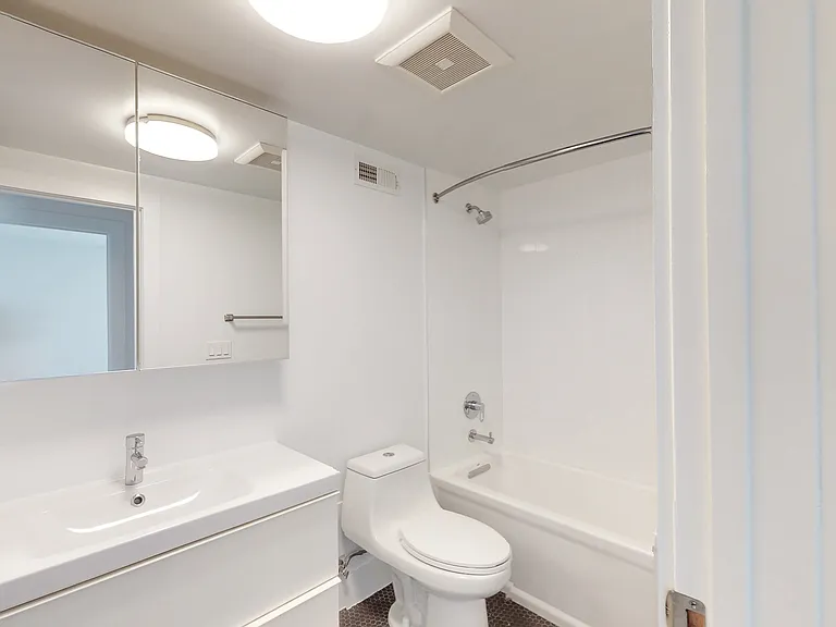 2355 Scott St #10 — Photo 25