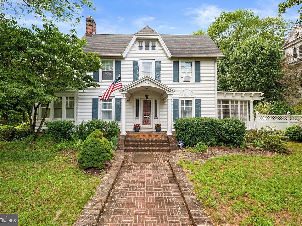 1st image of 712 Camden Ave