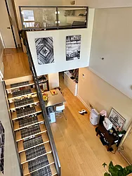 Rented by LEVEN Real Estate