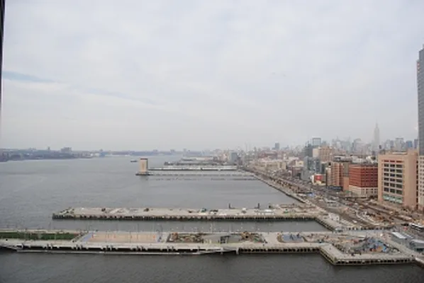 Rented by MNS | media 8