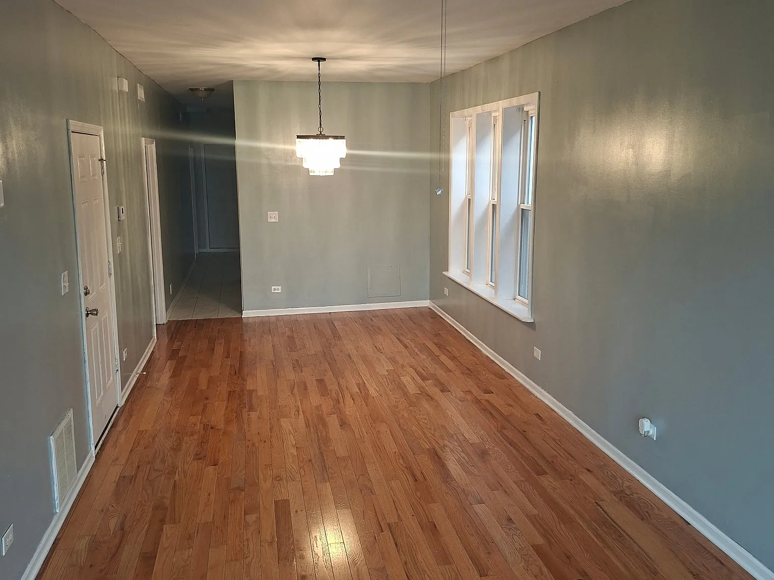 4735 W Congress Pkwy — Photo 4