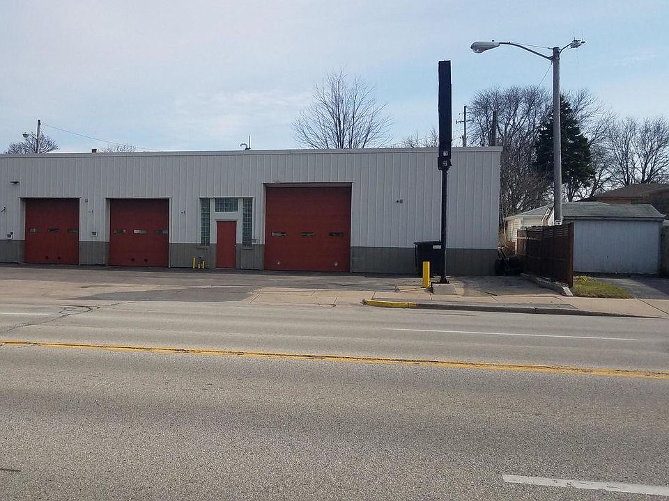 1st image of 8205 W Lincoln Ave
