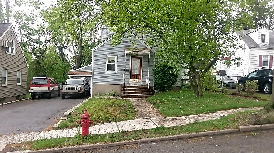 1st image of 129 Pake St