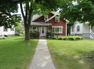 124 S Rural St, Hartford, WI 53027