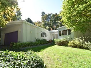 19 Brewster Rd, Sudbury, MA 01776