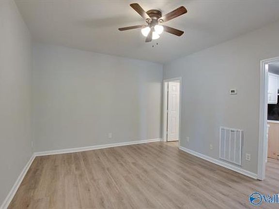 3rd image of 310 Rock St SE