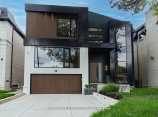 207 Newton Dr, Toronto, ON M2M 2P2