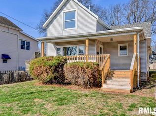 415 S Washington St, Taylorville, IL 62568