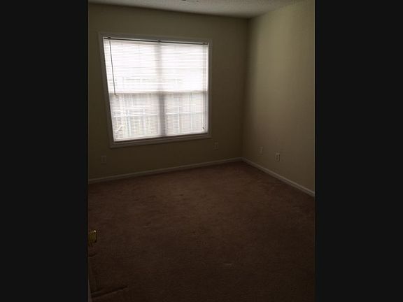 3rd image of 2531-A East St