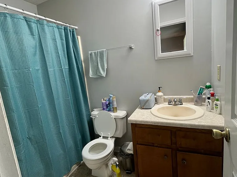 139 Barrington Pl #3 — Photo 22