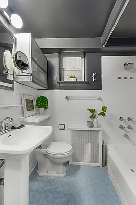 Sold by Compass | media 8
