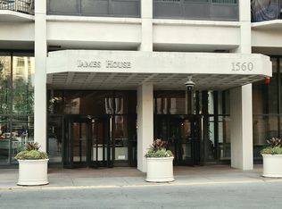 1560 N Sandburg Ter APT 2901J, Chicago, IL 60610
