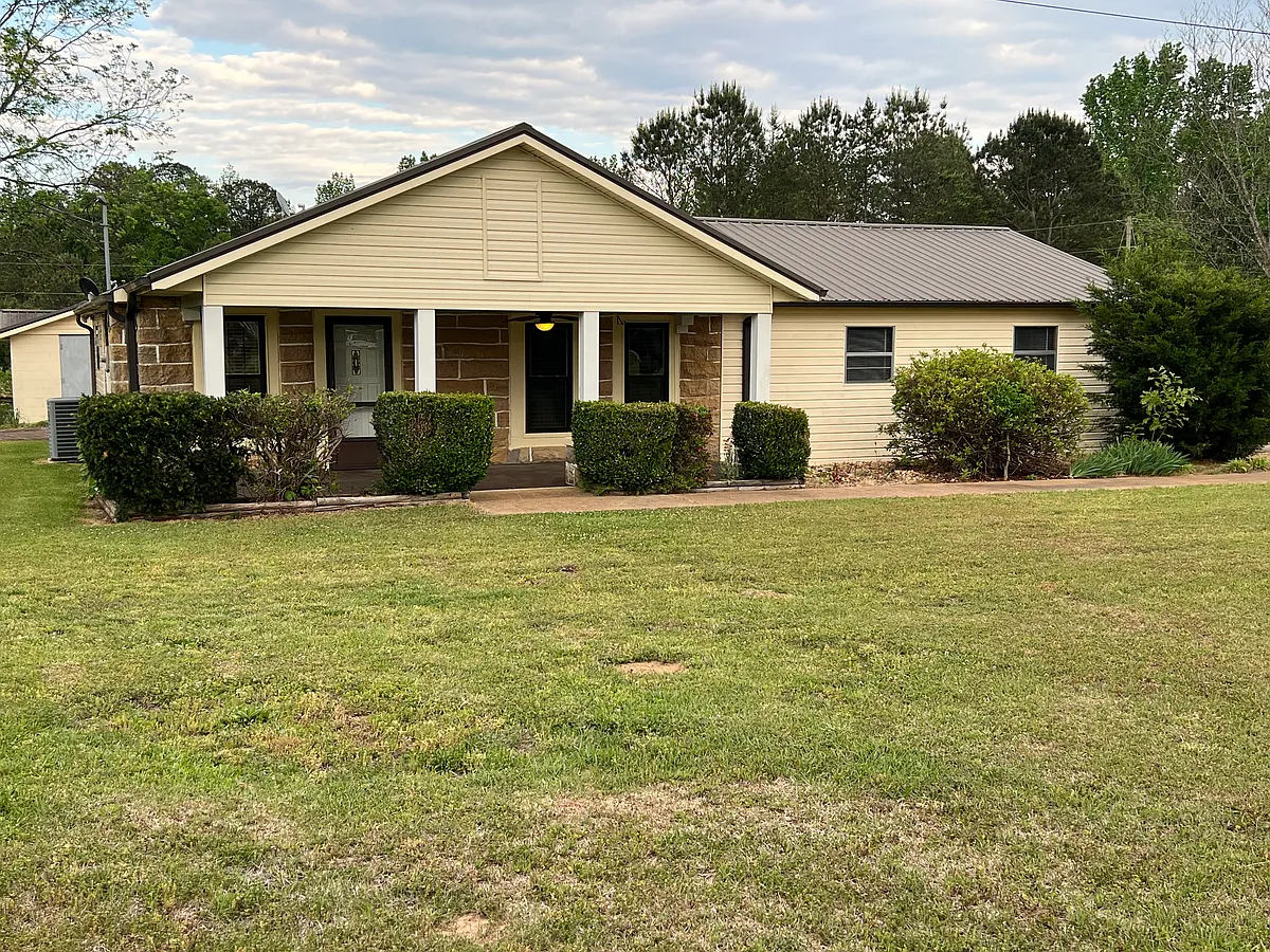 Building Photo - 1396 Nix Rd