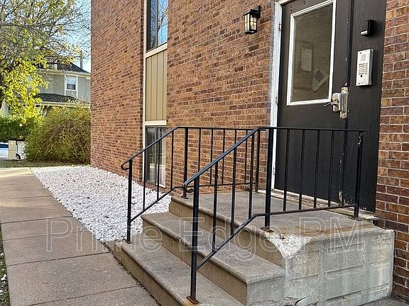 3rd image of 1541 S 21st St #5