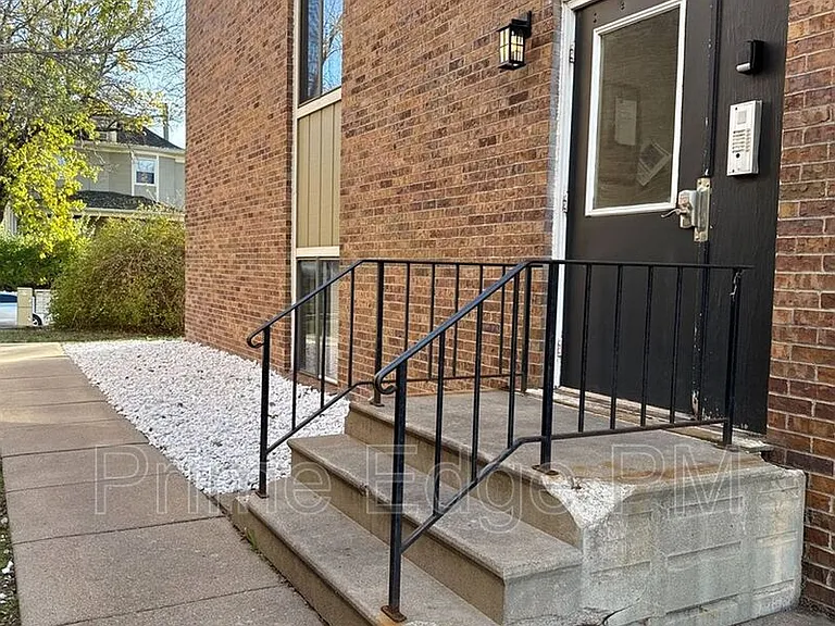 1541 S 21st St #5 — Photo 3