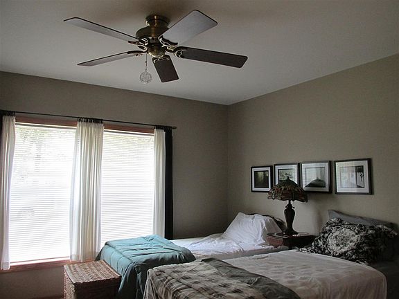 2nd image of 60 Kenneally Blvd