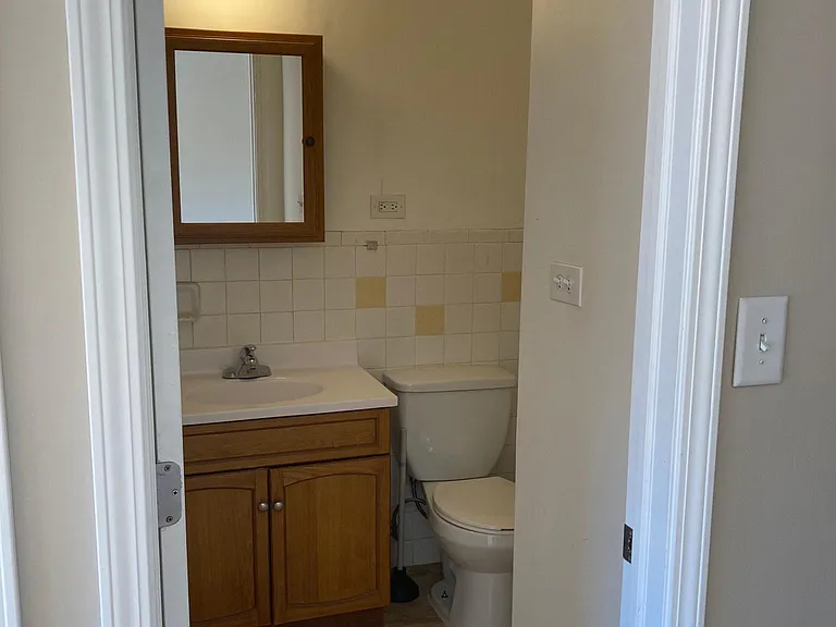9591 Maple Dr — Photo 3