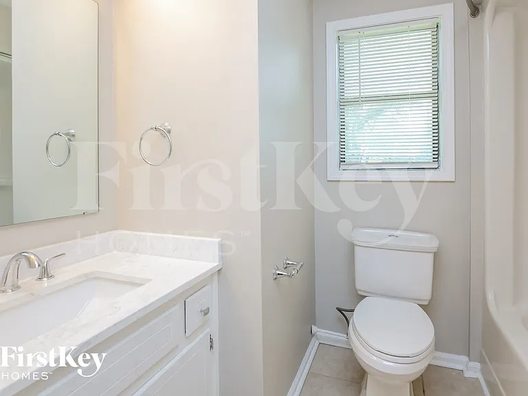 2639 Windmere Dr — Photo 9