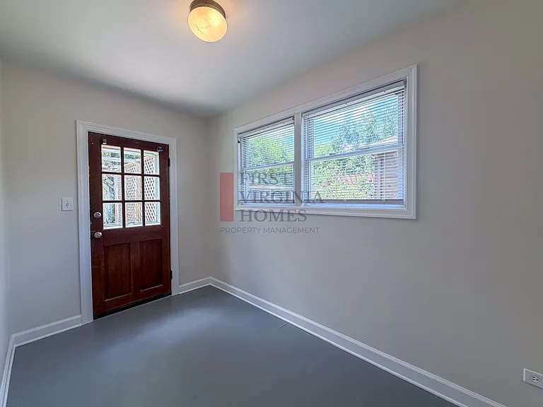 802 Elliott Ave — Photo 13