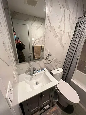 Rented by Delmark Realty LLC | media 21