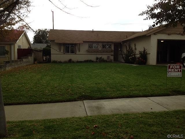 1st image of 927 N Humboldt Ave