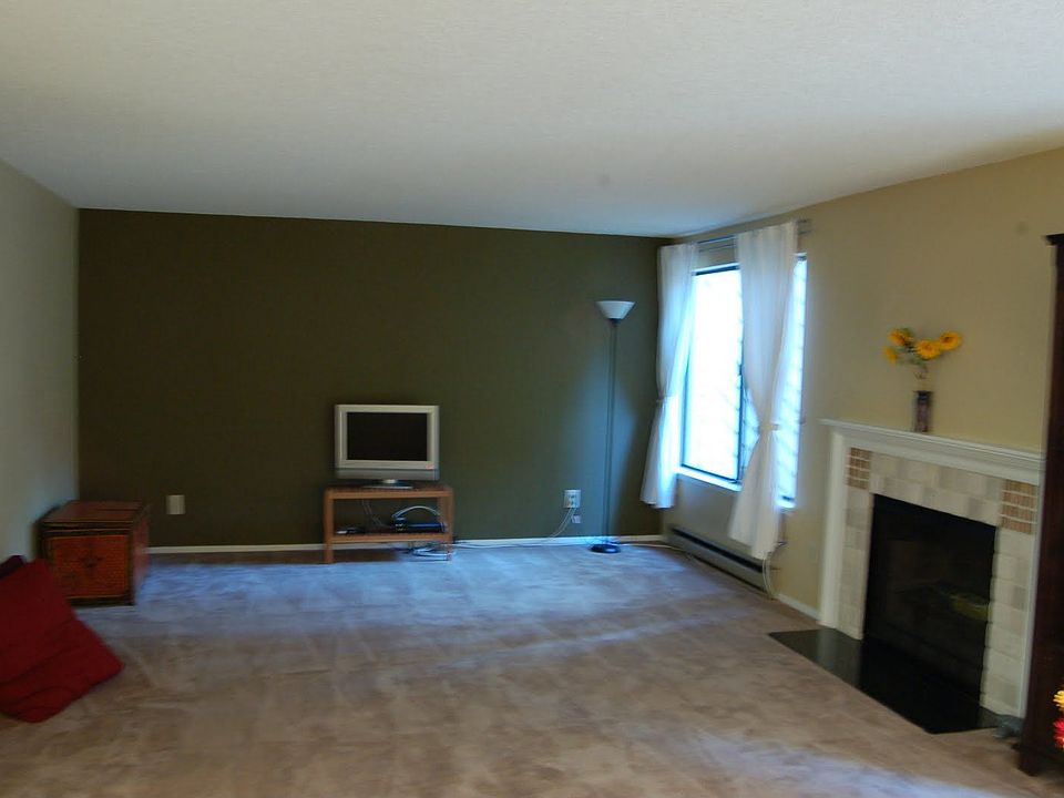 Living area with fireplace