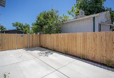 2665 B St #1 — Photo 8