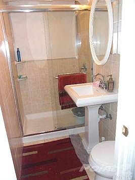 2nd image of 14 Hofstra Dr