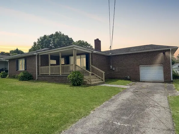 336 S Eisenhower Dr, Beckley, WV 25801