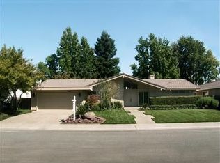 48 Parkshore Cir, Sacramento, CA