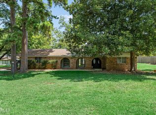 305 Pecan Dr, Shreveport, LA 71106