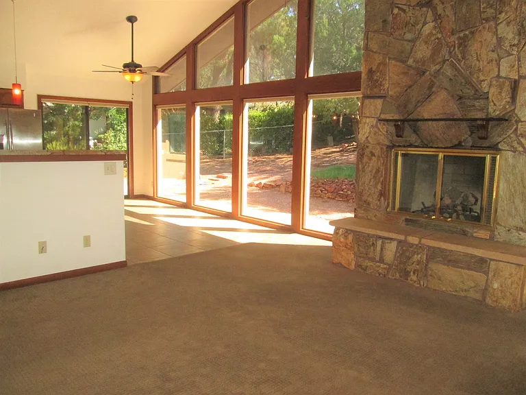 225 Kaibab Way — Photo 3