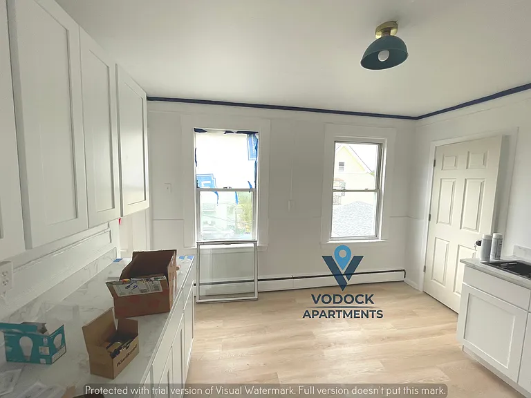 14 Crown St #2E — Photo 5