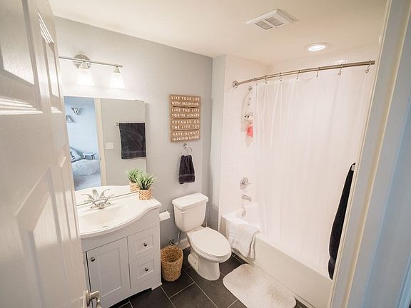 3rd image of 1433 NW 3rd Ave #3B-3Ba-1276Sqft