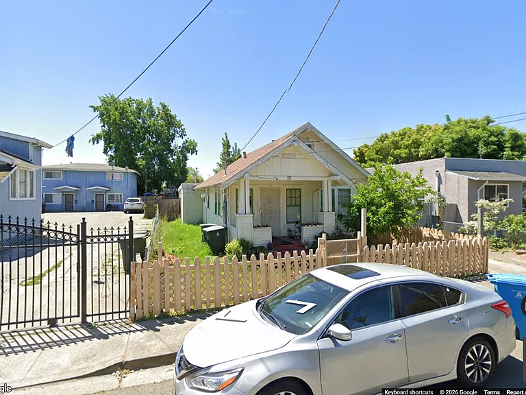 133 Missouri St — Photo 14