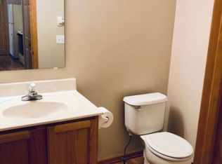 3806 Vermilion Ct S, Eagan, MN 55122