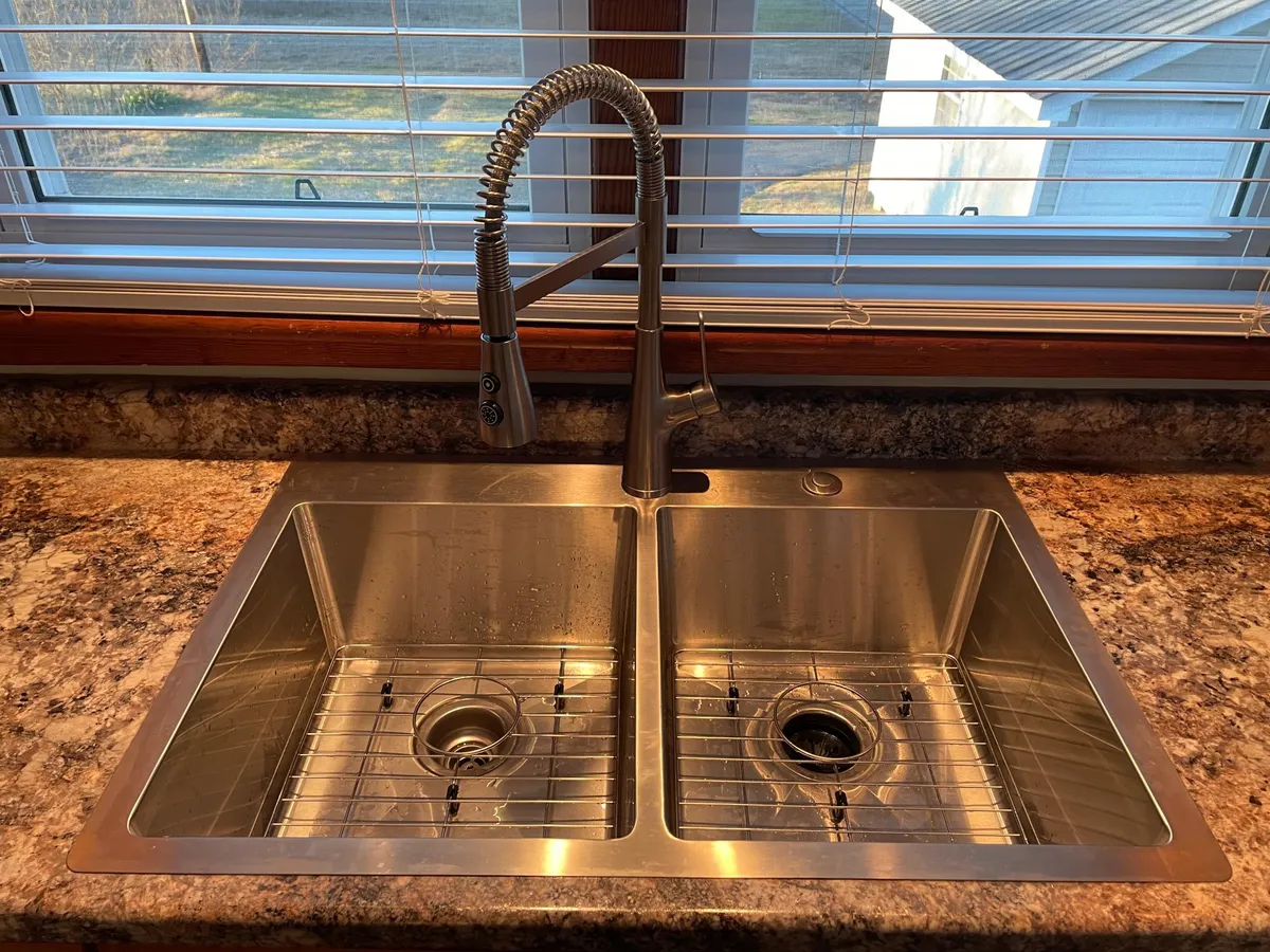 New Kitchen Sink & Faucet - 561 E Lincoln Rd