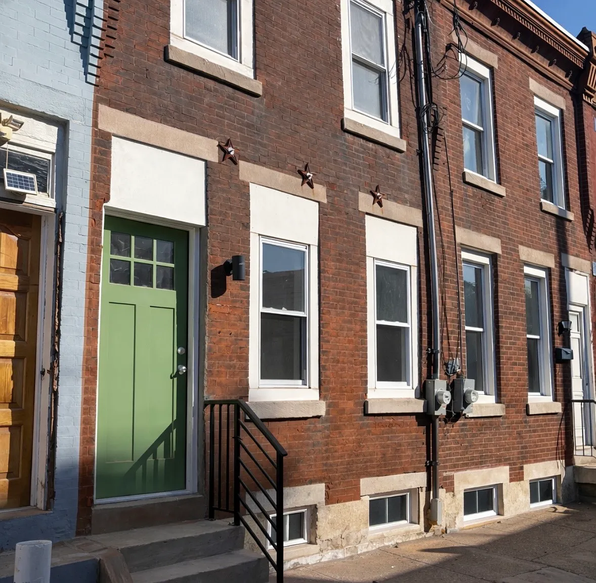 2 bed, 2.5 bath, 960 sqft, $1,875 — Photo 1