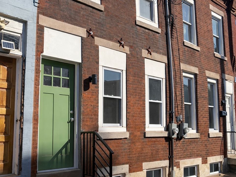 1st image of 2762 Martha St