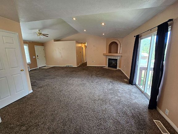 2nd image of 6864 W Caroleen Park Cir