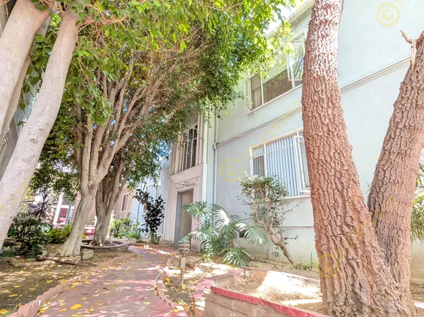 1254 N Havenhurst Dr #15, Los Angeles, CA 90046