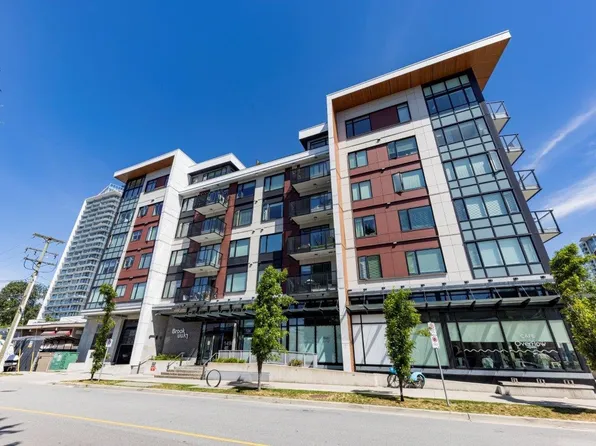 1496 Charlotte Rd #503, North Vancouver, BC V7J 0C9