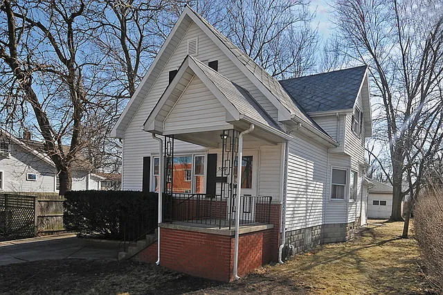 3667 Randolph St photo 1