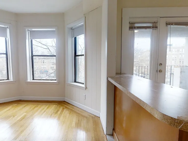 1124 Commonwealth Ave — Photo 115